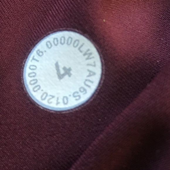 Lululemon Fast and Free Short 6” Cassis Size 4 - Picture 6 of 6